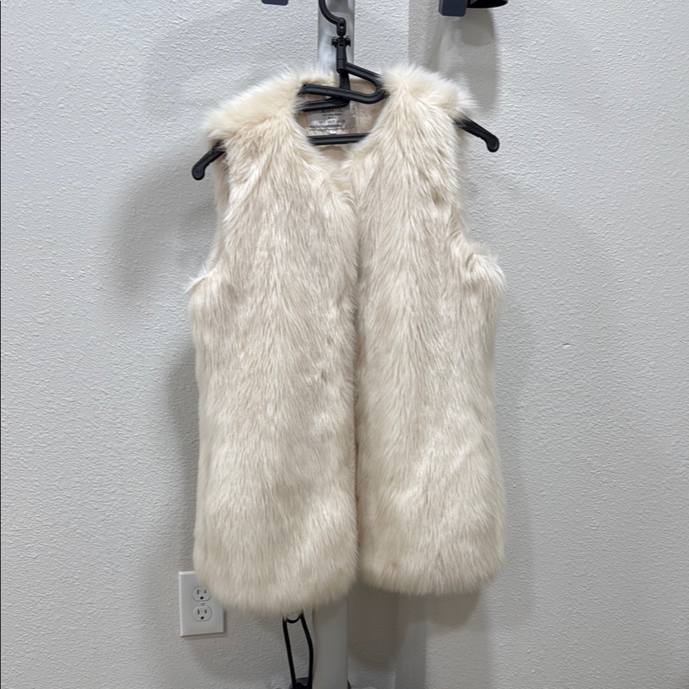 Zara Cream Faux Fur Vest
